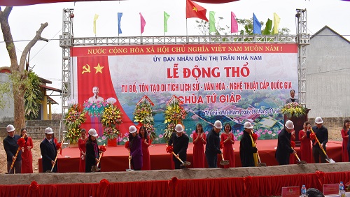 Bộ trưởng Bộ Công an Tô Lâm và các đồng chí lãnh đạo tỉnh Bắc Giang dự Lễ động thổ tôn tạo chùa...