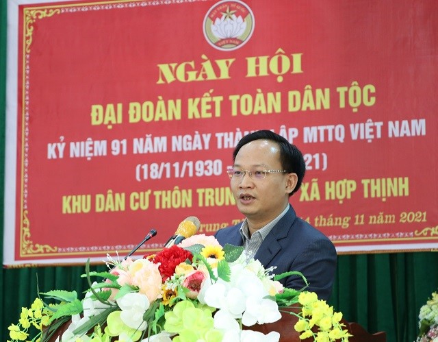 Đồng chí Phạm Văn Thịnh, Ủy viên BTV, Trưởng Ban Dân vận Tỉnh ủy dự ngày hội đại đoàn kết toàn...
