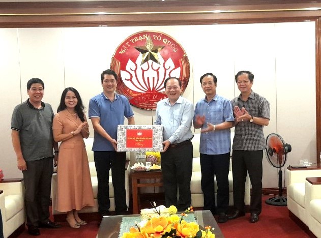 Đoàn đại biểu Ủy ban MTTQ tỉnh Sơn La học tập, trao đổi kinh nghiệm tại Bắc Giang