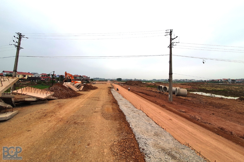 Phê duyệt Dự án đầu tư tuyến đường kết nối từ ĐT.295 đến QL.37, huyện Lạng Giang, tỉnh Bắc Giang