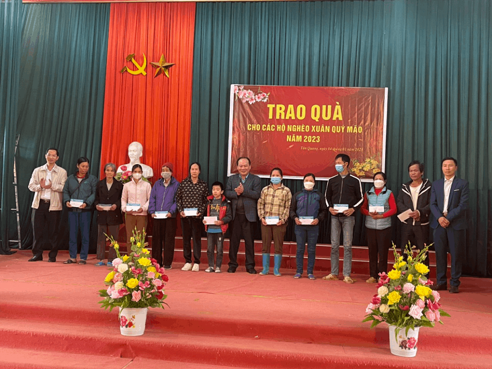 Mặt trận Tổ quốc tỉnh Bắc Giang góp sức chăm lo Tết cho người nghèo năm 2023