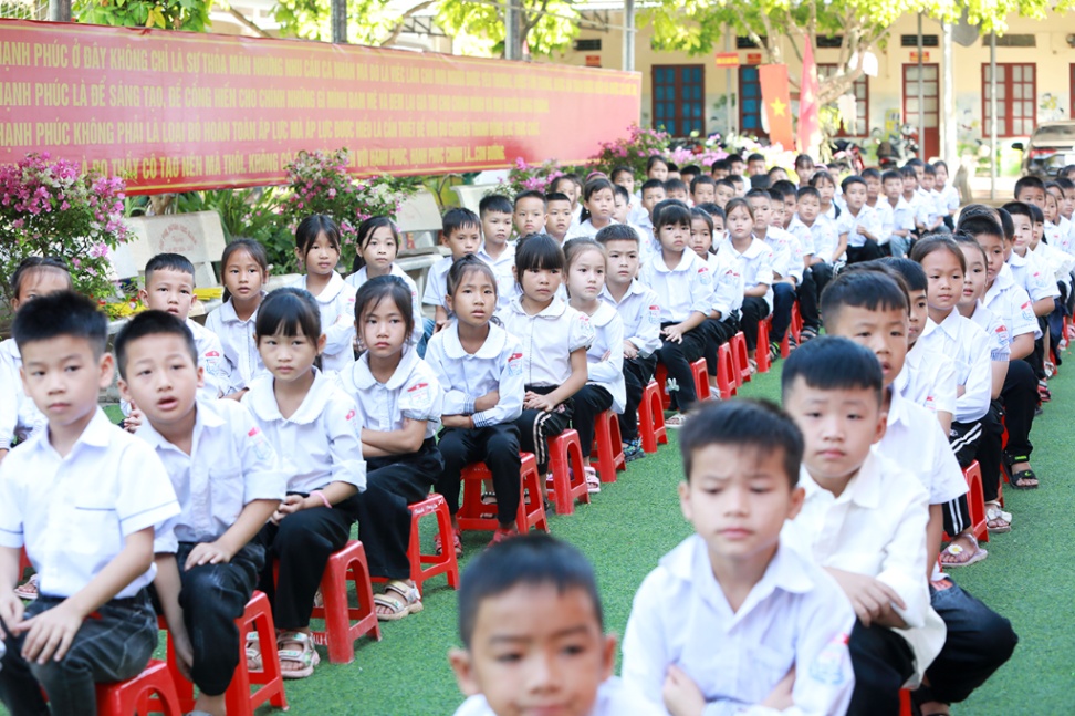 Lục Nam: Thực hiện nghiêm việc thu, chi từ các nguồn huy động đóng góp của phụ huynh học sinh