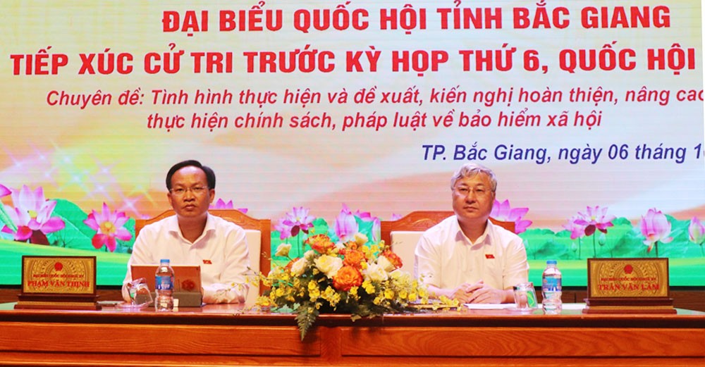 Đại biểu Quốc hội tỉnh Bắc Giang tiếp xúc với cử tri thành phố Bắc Giang trước kỳ họp thứ 6, Quốc...