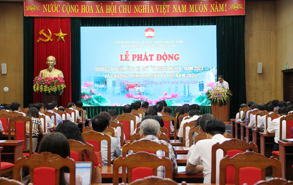 Bắc Giang: Phát động Tháng cao điểm ủng hộ Quỹ “Vì người nghèo” năm 2023