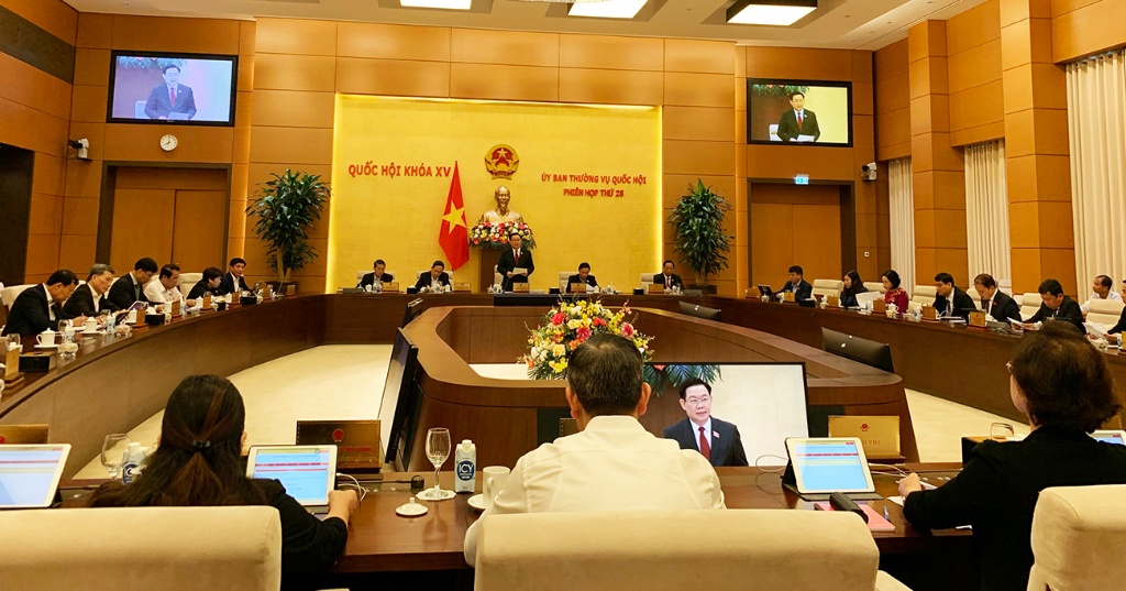 Thông qua nghị quyết về việc thành lập thị xã Việt Yên (Bắc Giang)