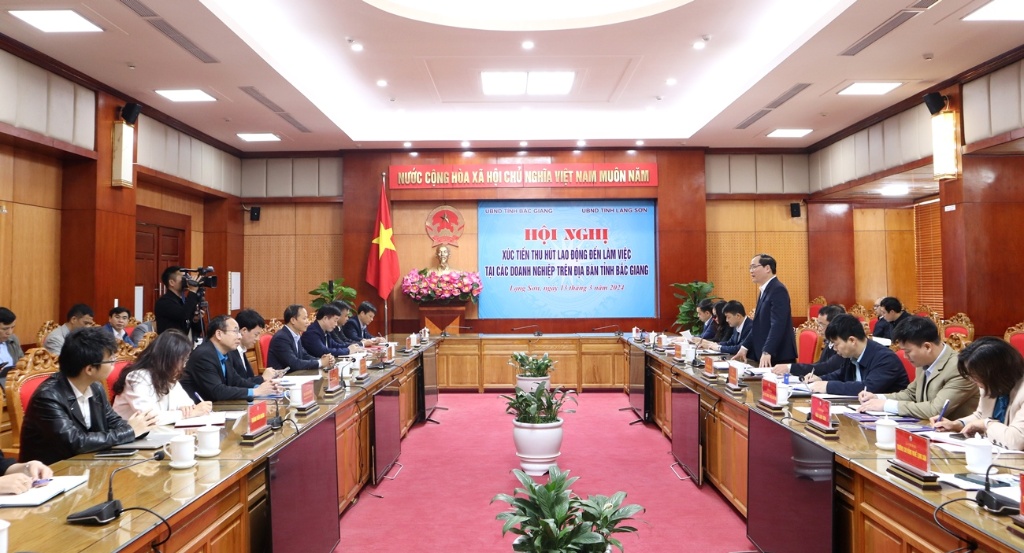 Phó Chủ tịch Thường trực UBND tỉnh Mai Sơn làm việc với tỉnh Lạng Sơn về xúc tiến thu hút lao động