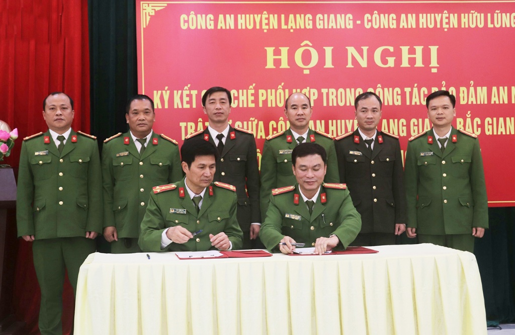 Công an huyện Lạng Giang và huyện Hữu Lũng ký kết Quy chế phối hợp công tác đảm bảo an ninh trật tự khu vực giáp ranh