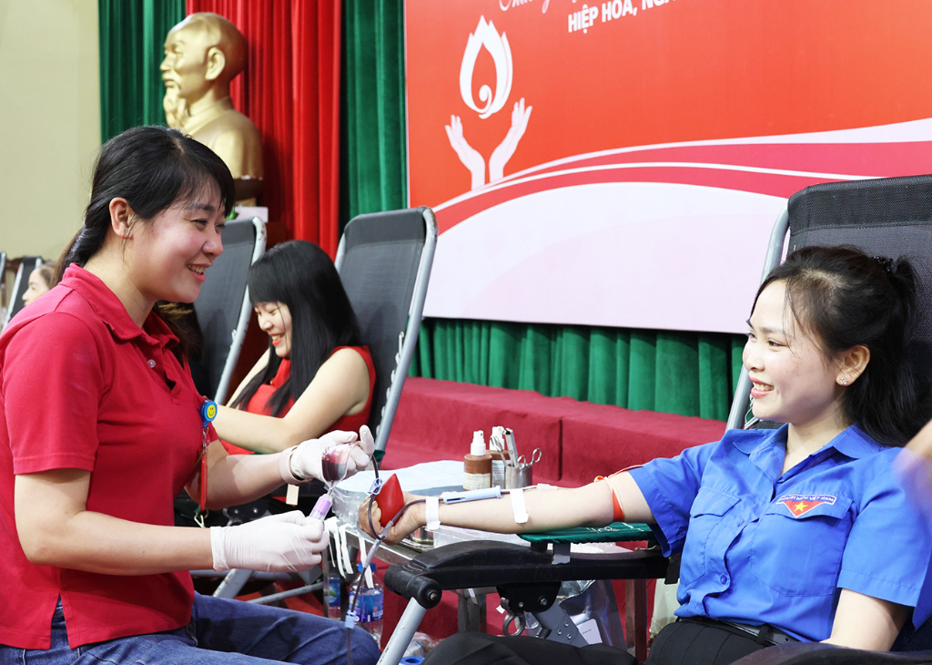 Hiệp Hòa: Tiếp nhận 1.048 đơn vị máu an toàn