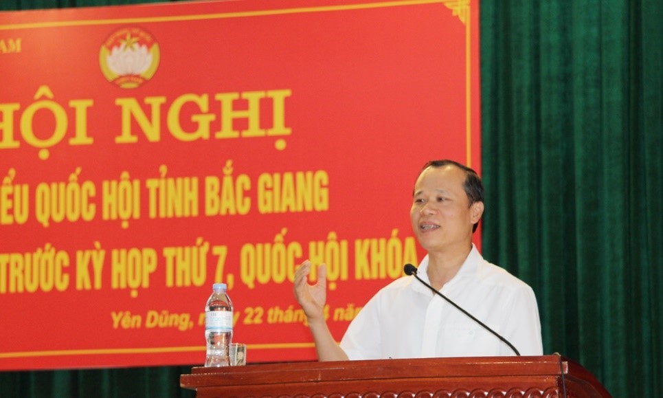 Đại biểu Quốc hội tỉnh Bắc Giang tiếp xúc cử tri trước kỳ họp thứ 07 Quốc hội...|https://www.bacgiang.gov.vn/web/uy-ban-mat-tran-to-quoc-tinh-bac-giang/chi-tiet-tin-tuc/-/asset_publisher/M0UUAFstbTMq/content/-ong-chi-vuong-tuan-nghia-cung-oan-cong-tac-tang-qua-cuu-tnxp-le-thi-phuc-thi-tran-chu-