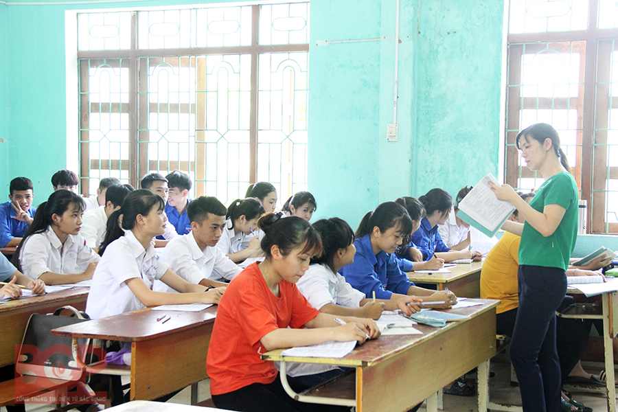 Trường Đại học Nông - Lâm Bắc Giang tuyển dụng giảng viên ngoại ngữ
