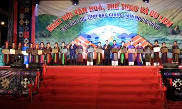 Các làng quan họ của Bắc Giang nhận Bằng công nhận của UNESCO