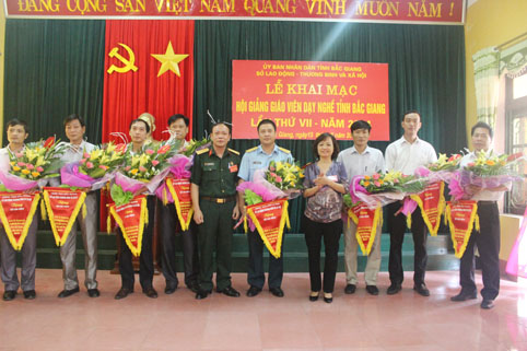 Khai mạc hội giảng giáo viên dạy nghề tỉnh Bắc Giang  lần thứ VII năm 2014