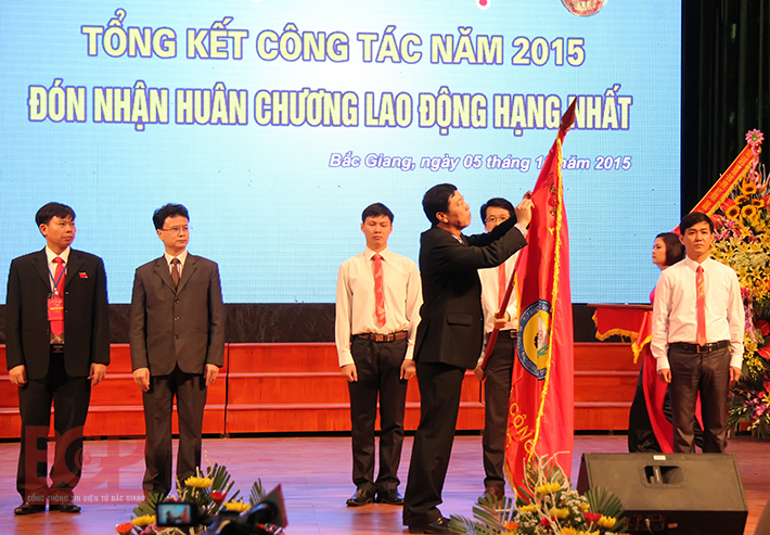 Sở Khoa học và Công nghệ Bắc Giang đón nhận Huân chương Lao động hạng Nhất