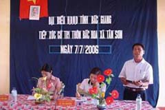 Đại biểu HĐND tỉnh tiếp xúc cử tri tại huyện Lục Ngạn.