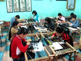 Bắc Giang dành 7 tỷ đồng đào tạo nghề ngắn hạn cho lao động nông thôn và người tàn tật.