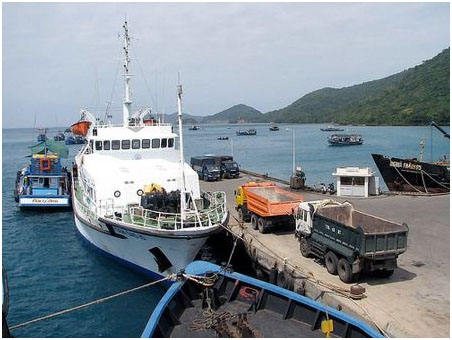 Đề xuất khai thác dịch vụ đưa khách tới Côn Đảo bằng tàu thủy cao tốc