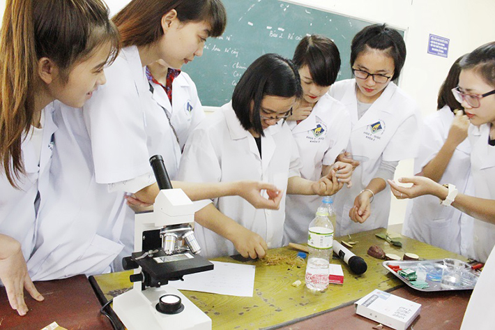 Trường Trung cấp Y tế Bắc Giang tuyển sinh năm 2018 
