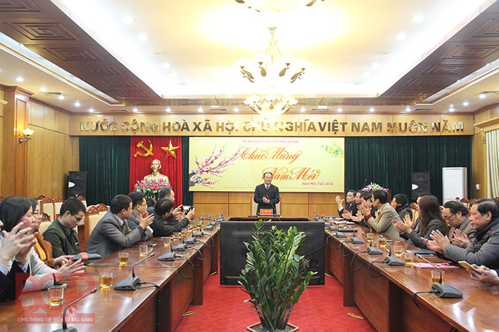 Phó Chủ tịch Thường trực UBND tỉnh Lại Thanh Sơn gặp mặt, chúc Tết các cơ quan báo chí