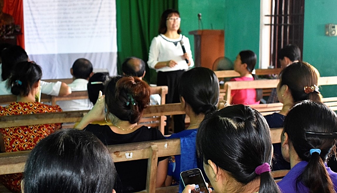 Hội LHPN huyện Tân Yên phối hợp tổ chức tuyên truyền phổ biến giáo dục pháp luật 